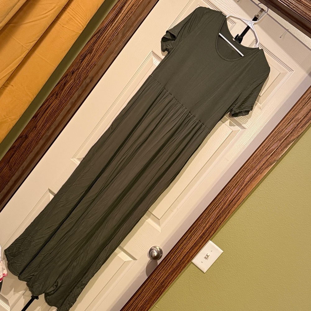 Elegant Olive Green Maxi Dress